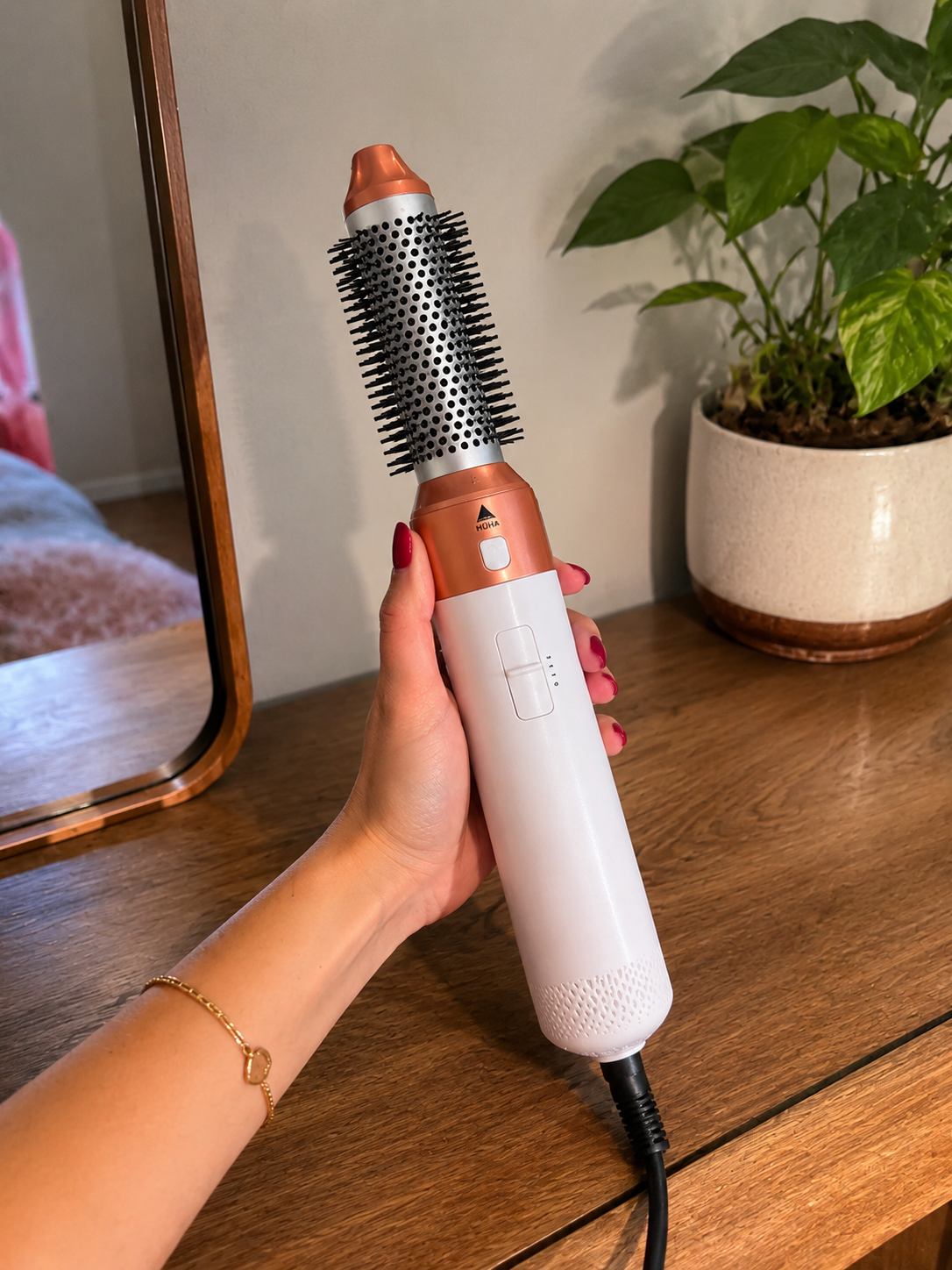 Valisse AirStyler em penteadeira